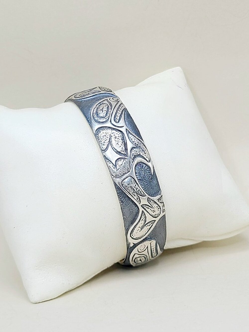 David Yurman Wide Northwest Cuff Bracelet in Sterling Silver - 17mm - 7" - Picture 2 of 13